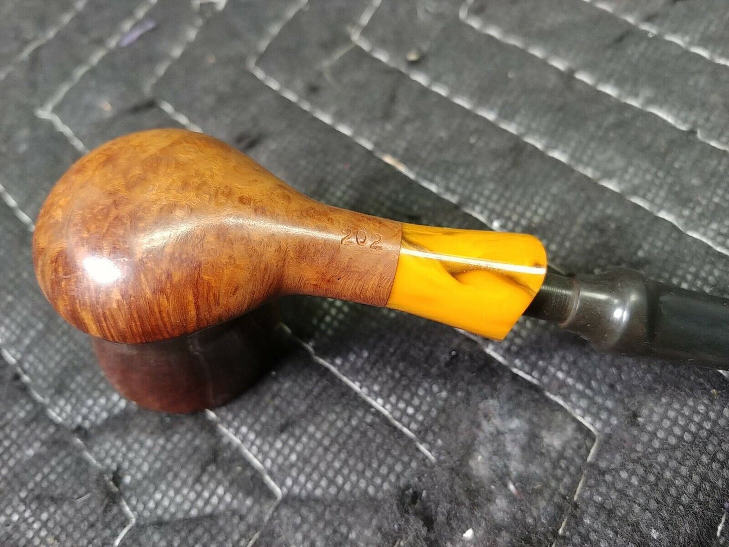 VINTAGE HILSON UNICORN SMOOTH NATURAL DUBLIN PIPE