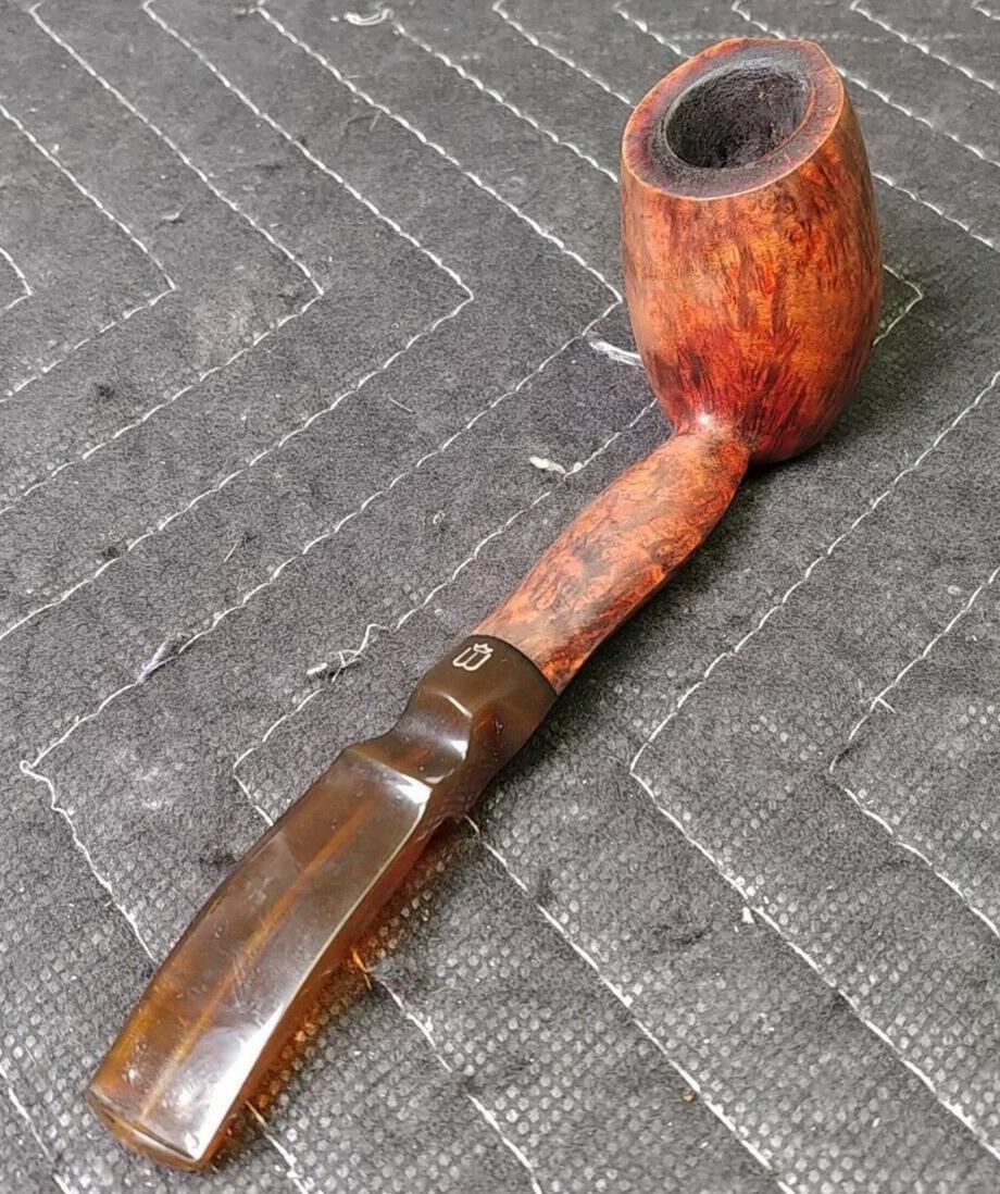 Wengholt UNIQUE 4 360 degree FLAME GRAIN Danish Estate Pipe