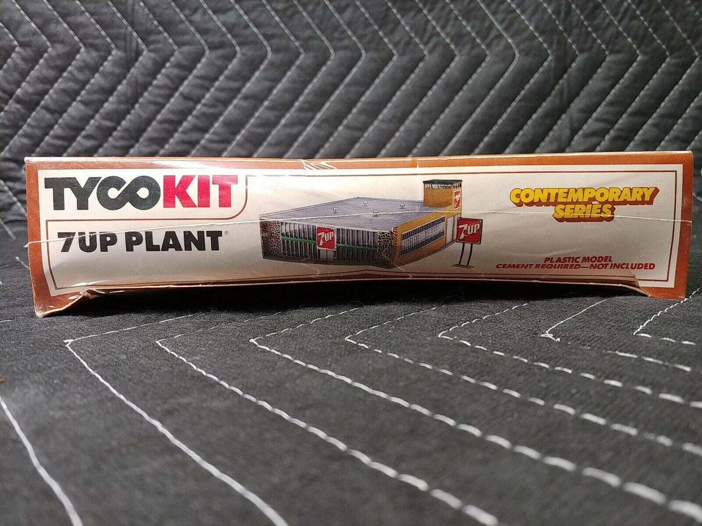 Tyco HO 7 UP Plant Kit # 7727/Sealed