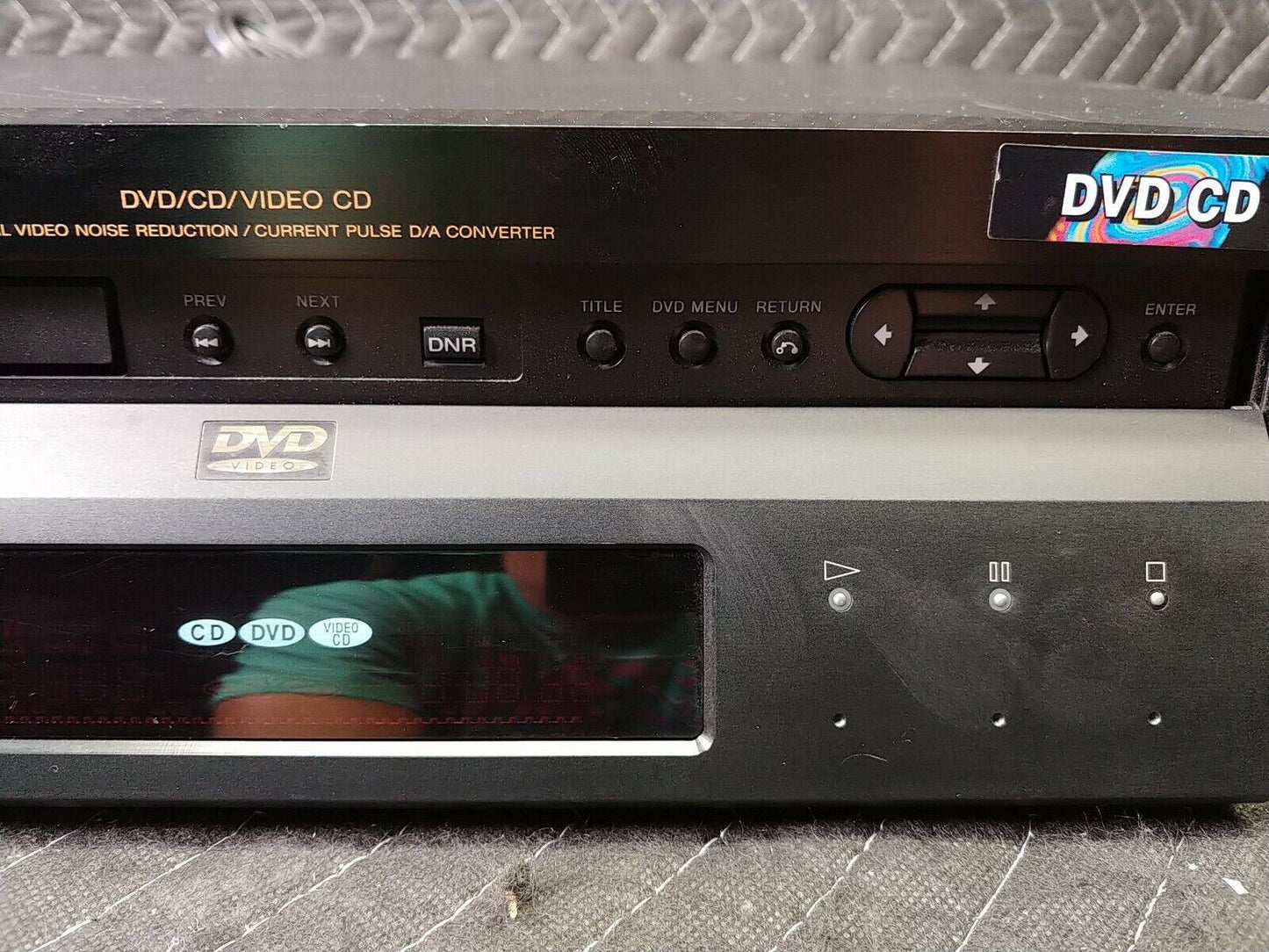 Sony DVP-S7000 Audiophile Reference Standard Hi-End DVD/CD Player