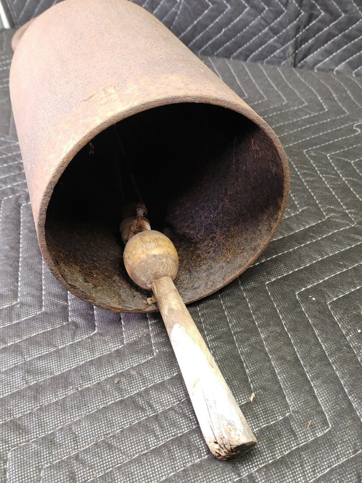 Vintage Tom Torrens Large Heavy Cast Iron Dome Bell Rustic Primitive 20”