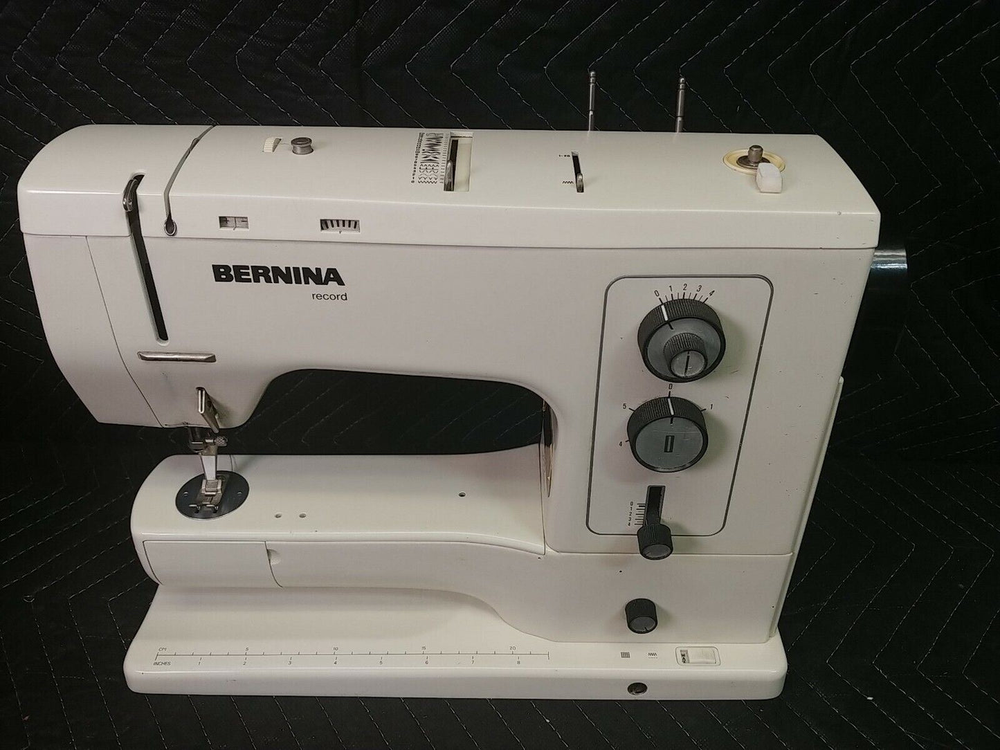 Bernina 830 Record Sewing Machine - Serviced