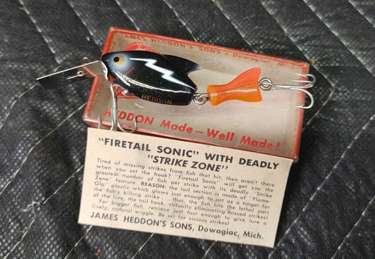 Vintage Heddon Firetail Sonic 395 B in Box w/ insert - Black