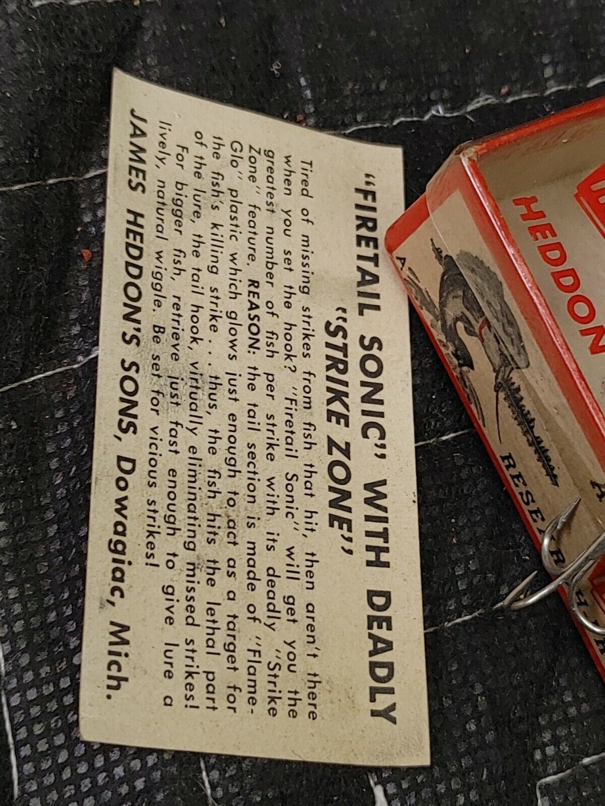 Vintage Heddon Firetail Sonic 395 B in Box w/ insert - Black