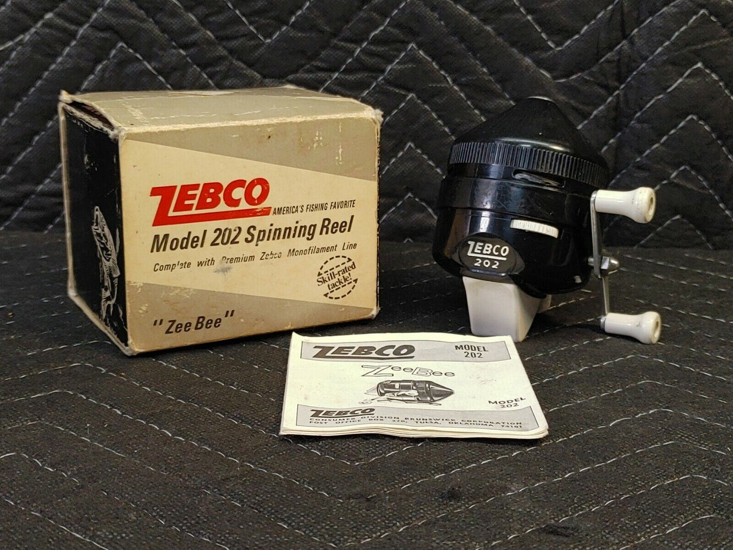 Vintage Zebco 202- Spinning Reel head with Box and Instructions ZeeBee