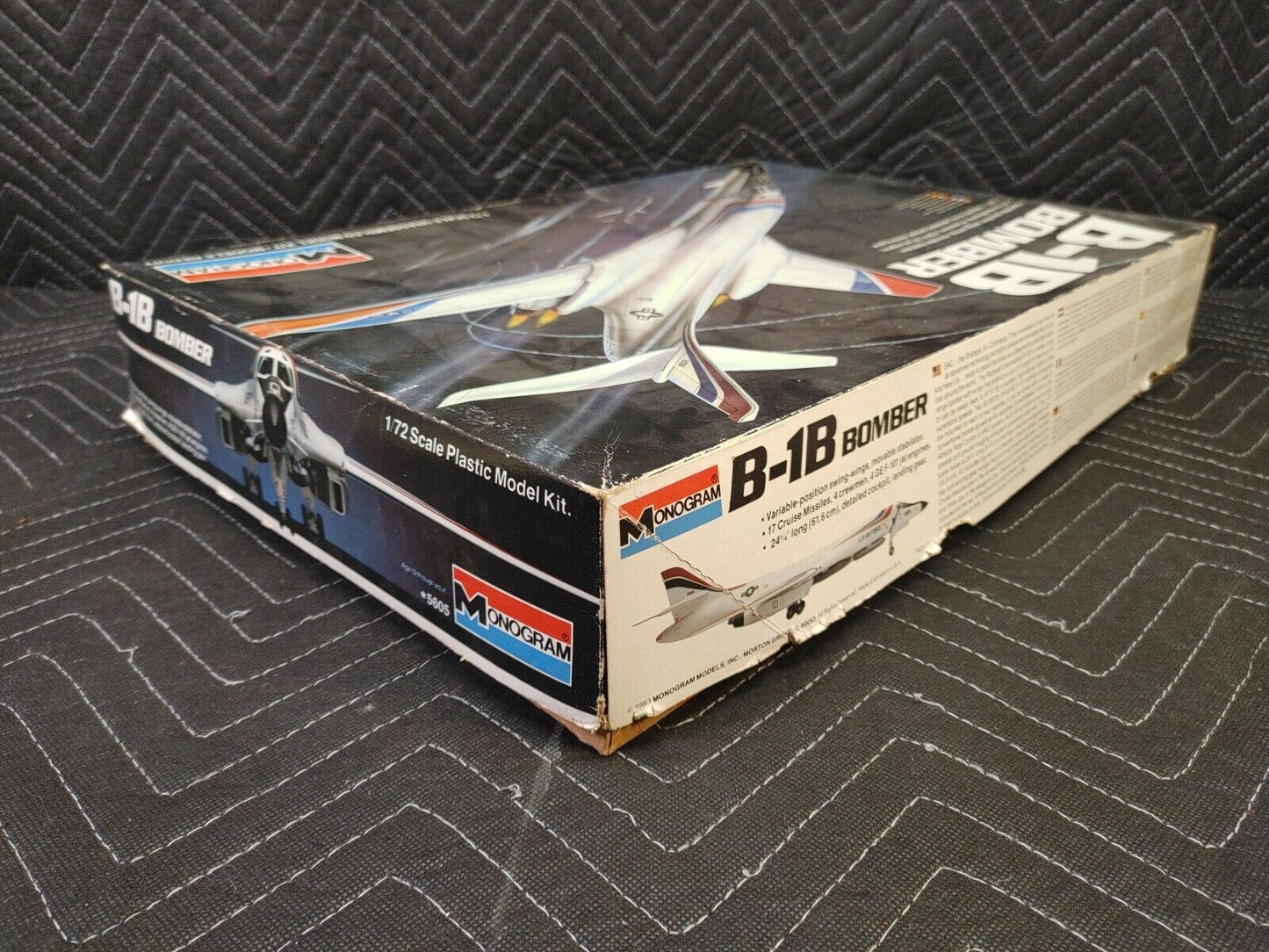 RARE MONOGRAM 1/72 SCALE B-1B BOMBER PLASTIC MODEL KIT #5605 Vintage