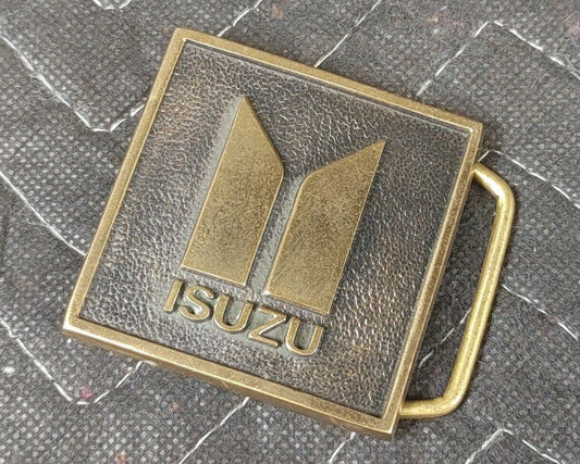 VINTAGE ISUZU LOGO BRASS BELT BUCKLE - 117 FLORIAN TROOPER AMIGO RODEO TRUCK CAR