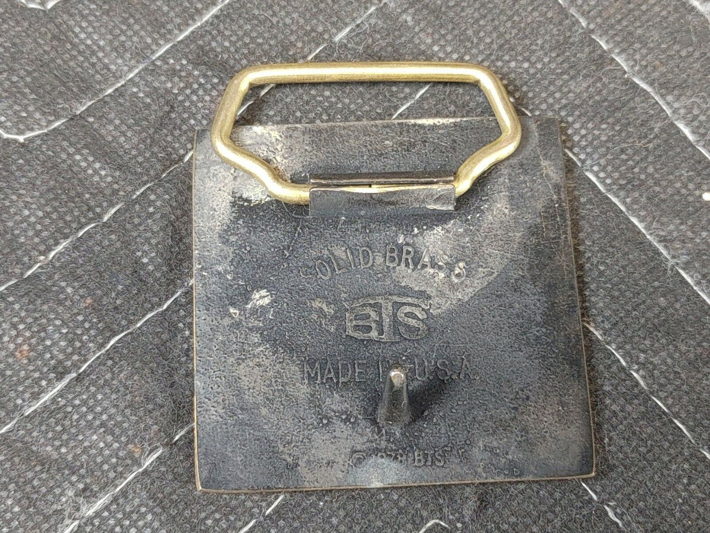 VINTAGE ISUZU LOGO BRASS BELT BUCKLE - 117 FLORIAN TROOPER AMIGO RODEO TRUCK CAR