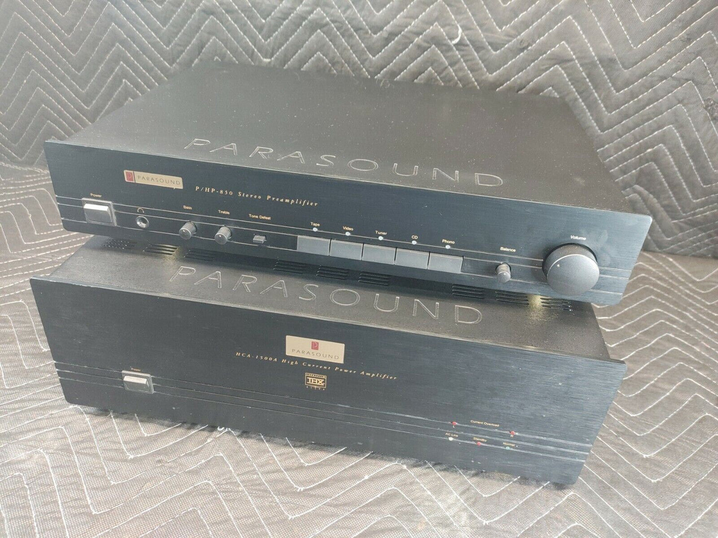 Parasound HCA -1500A High Power Amplifier & Parasound P/HP-850 Preamplifier