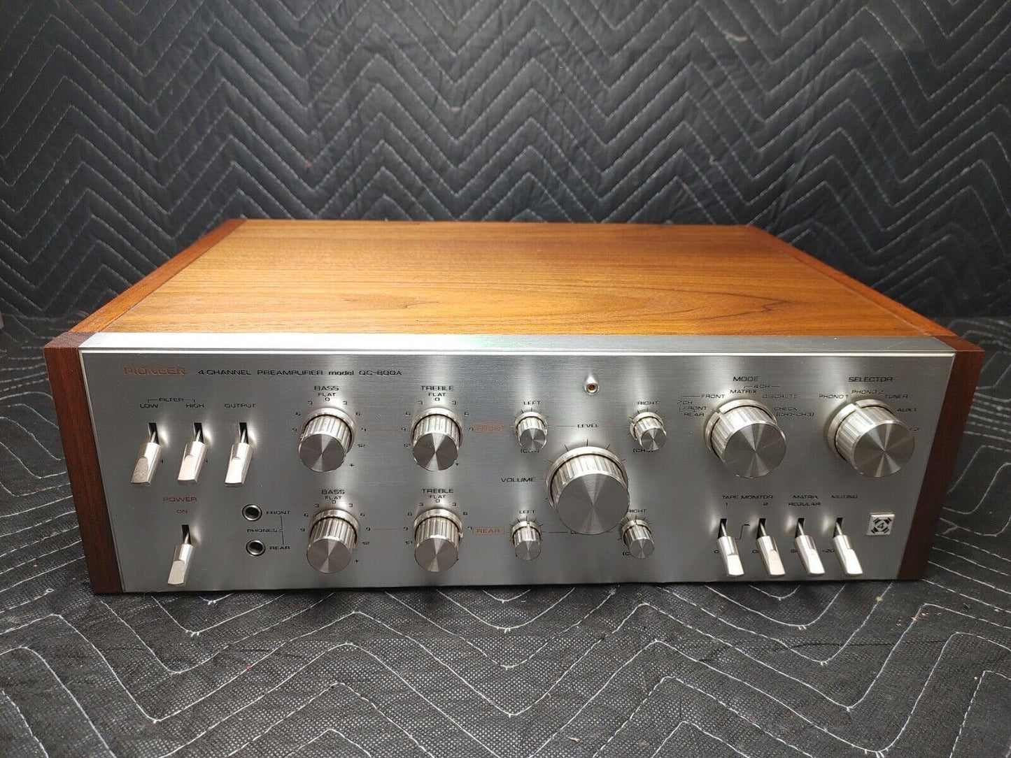 PIONEER QC-800A 4 CHANNEL PREAMPLIFIER Cleaned and Tested - Fully Functional