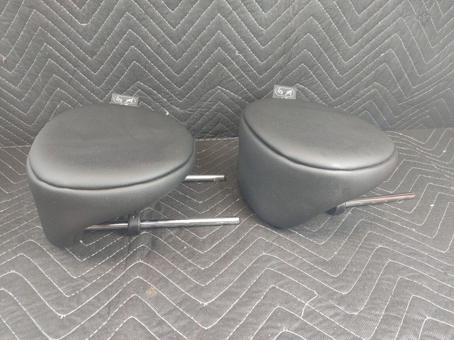 2007-13 Mini Cooper S Rear Seat Headrest Head Rest Set Pair Black Leather OEM