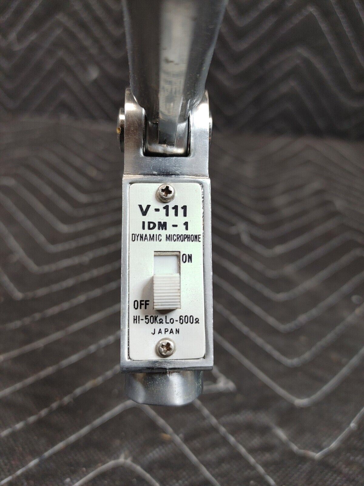 Vintage Veritas Dual Impedance Dynamic Microphone V-111 in Original Box