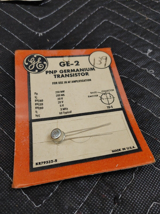 NOS GE 2 PNP GERMANIUM TRANSISTOR NEW, AF AMPLIFIER T0-5 BASE