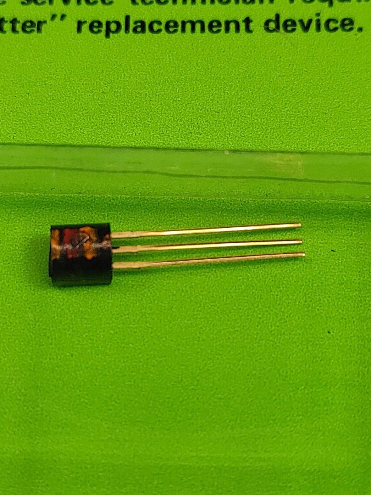 Motorola HEP 718 Silicon PNP Transistor