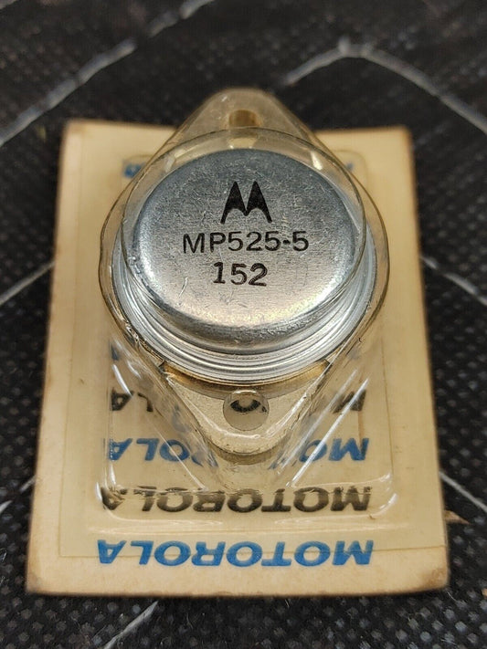 MP525-5 MOTOROLA TRANSISTOR TO-3 (1973 DC) Vintage NOS