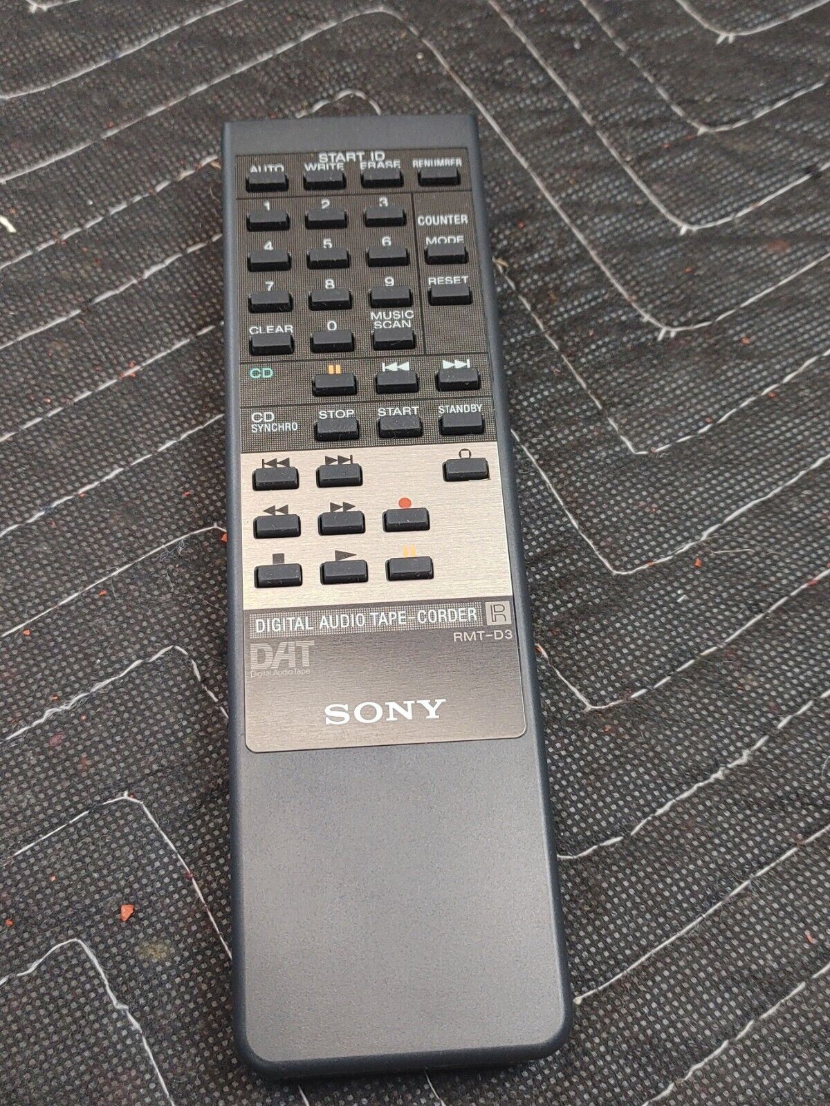 SONY RM-D3K Remote Control Timer Digital I/O Adaptor for DAT Walkman