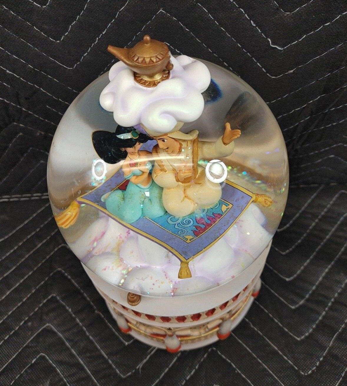 Disney's Aladdin Snow Globe Music Box