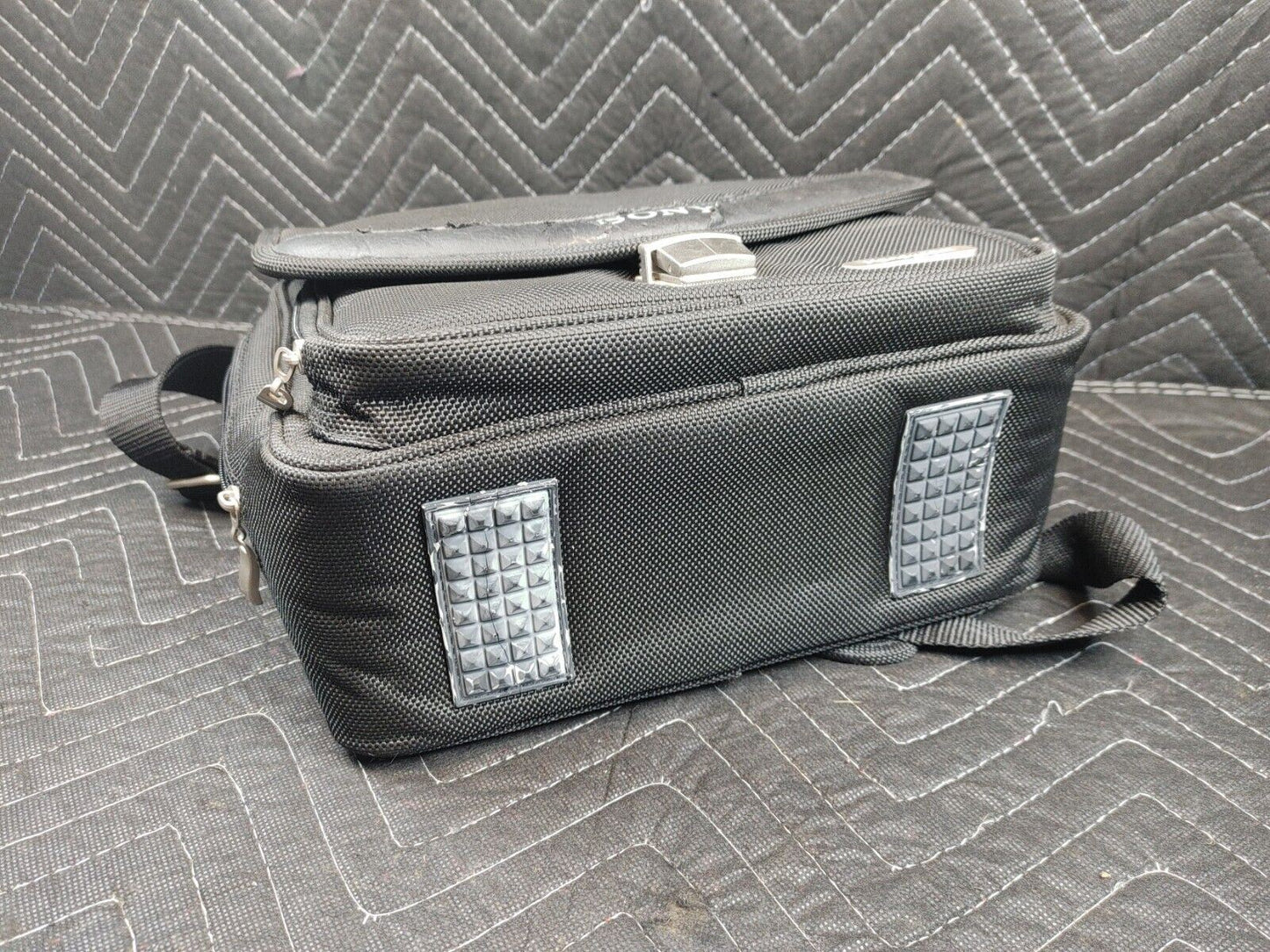 Sony LCS-VA4 Camera Case w/Shoulder Strap