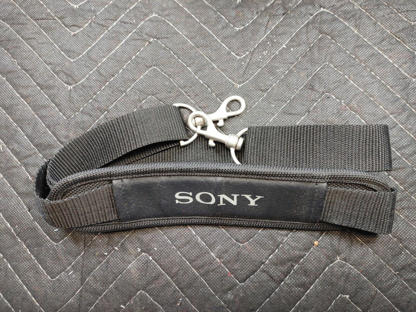 Sony LCS-VA4 Camera Case w/Shoulder Strap