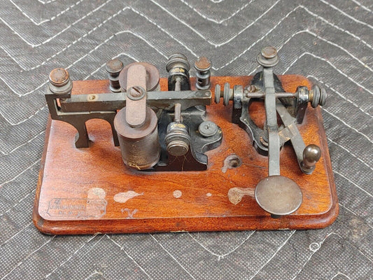 ANTIQUE J H BUNNELL NEW YORK TELEGRAPH KEY AND SOUNDER MORSE CODE