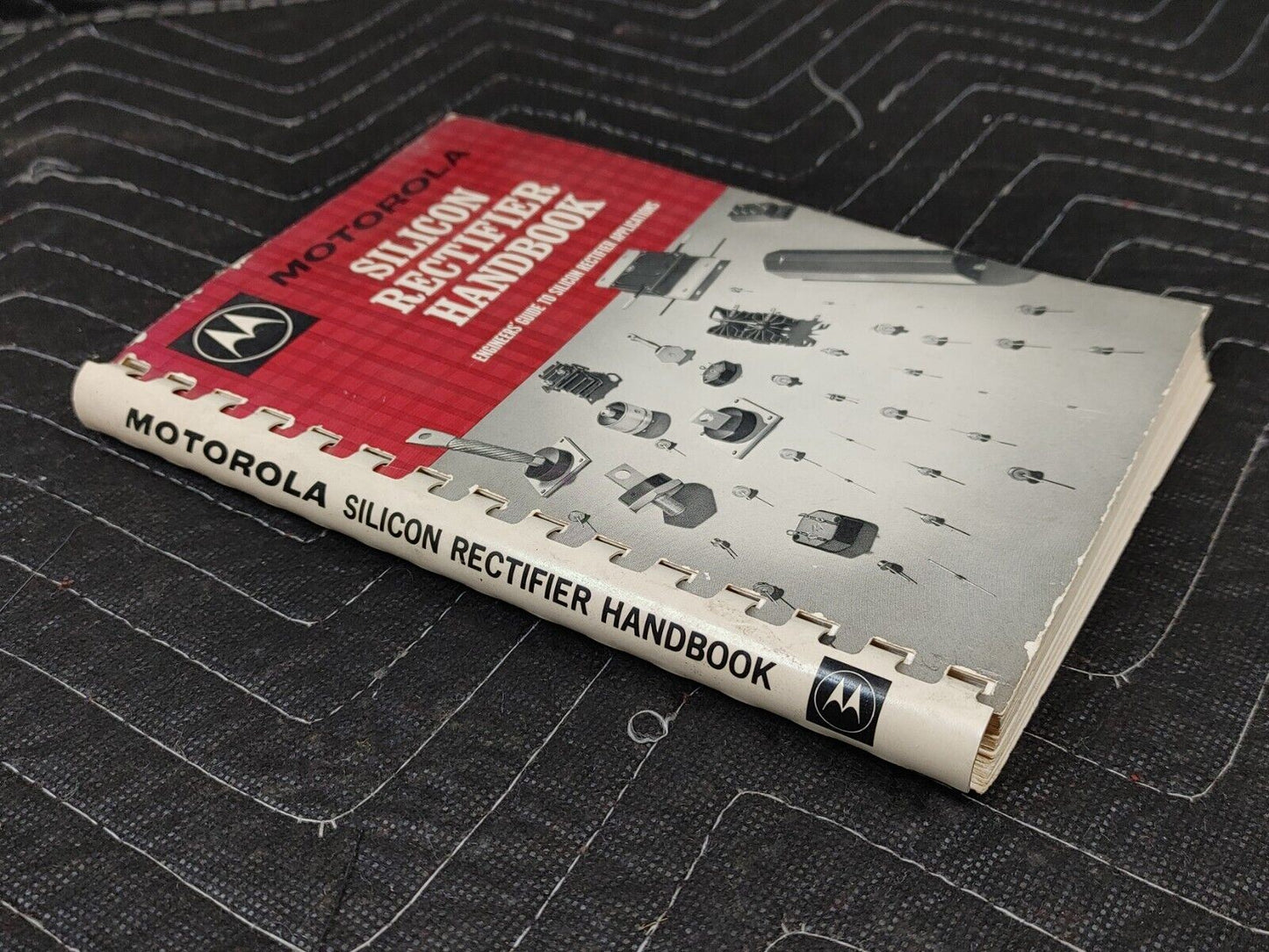 Motorola Data Book SILICON RECTIFIER HANDBOOK 1966