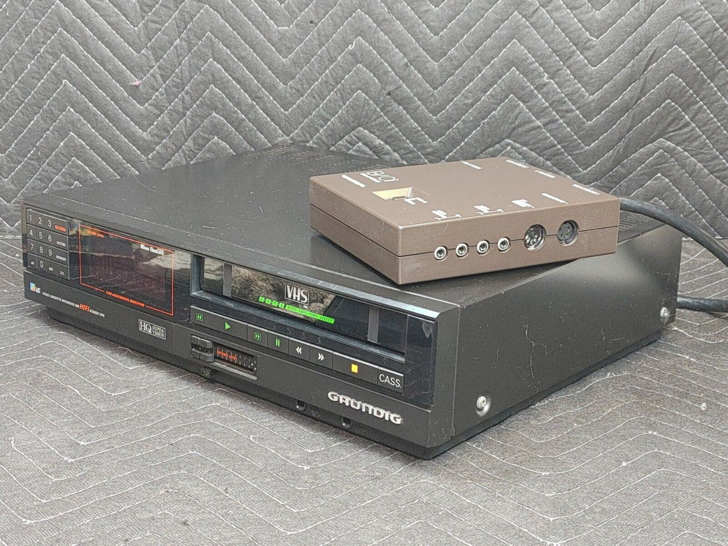 Grundig Video Cassette Recorder 380 HIFI Stereo VPS w/ EVO1 and Remote