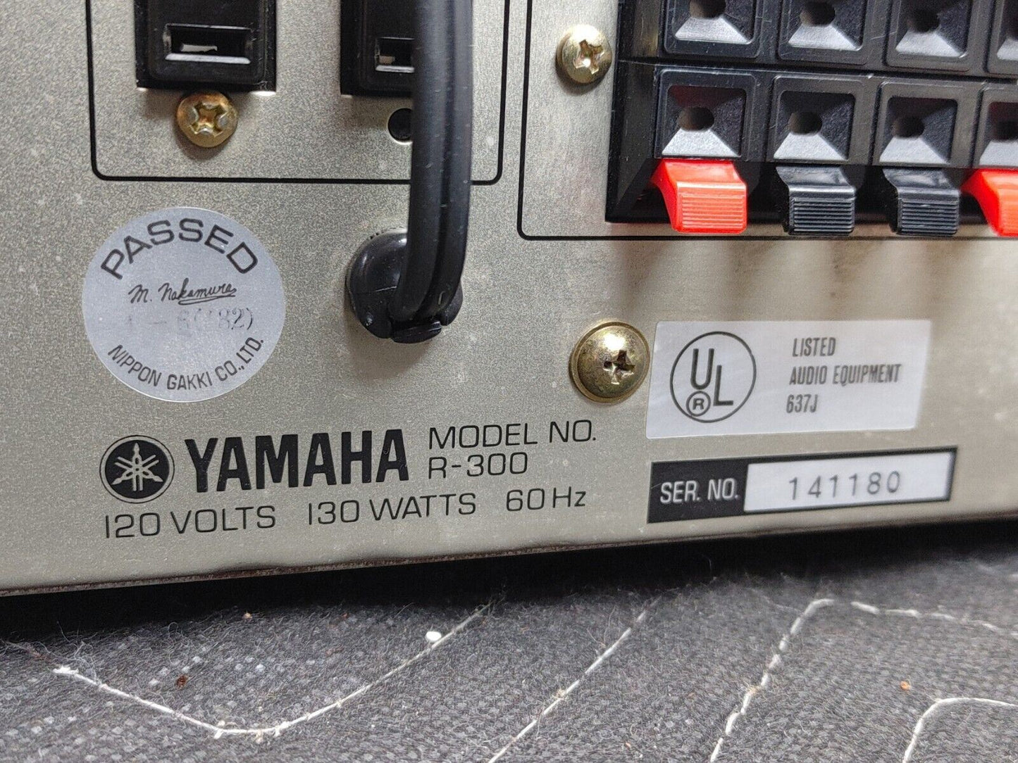 Vintage Yamaha R-300 Natural Sound Stereo Receiver