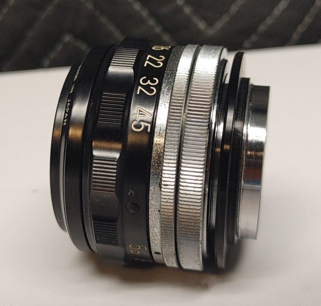 Nikon El-Nikkor 135mm f5.6 Enlarger Lens w/ 1 Retaining Ring - CLEAN