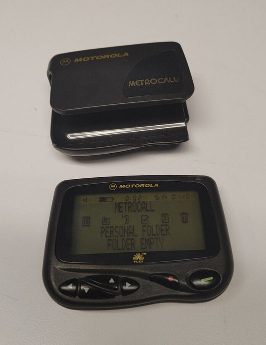 MOTOROLA CP1250 (BLACK) ALPHANUMERIC FLEX PAGER - ZOOM FROM 8 TO 4 LINE DISPLAY