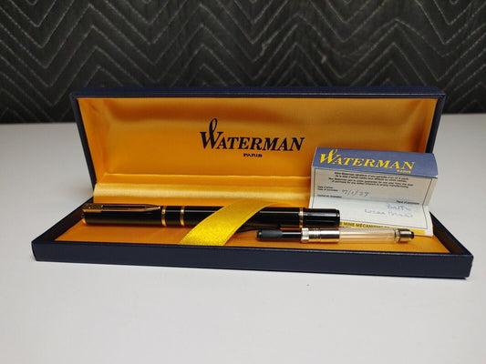 VINTAGE 1989 Waterman Black Lacquer Exclusive Fountain Pen in case w/ paper