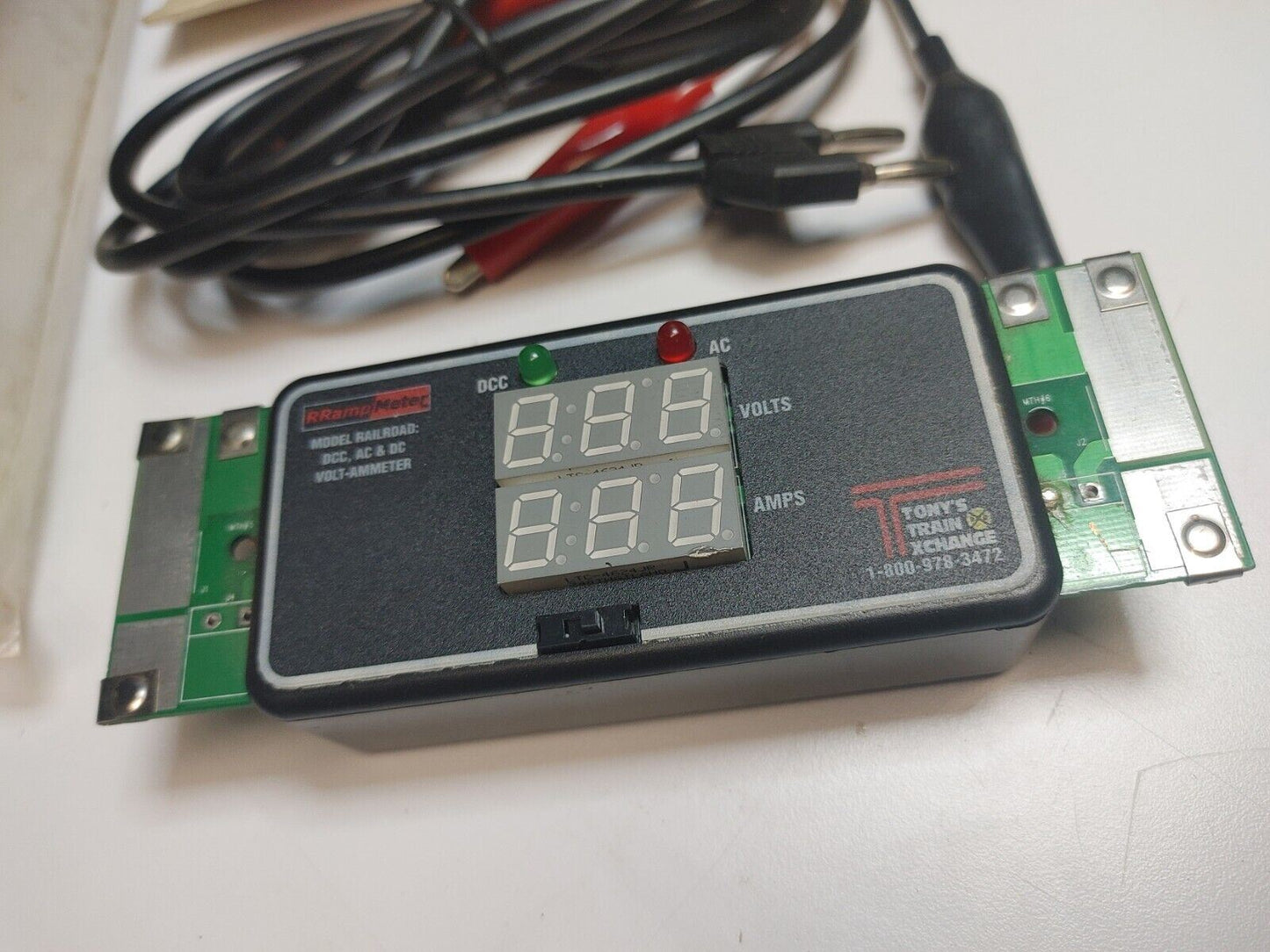 DCC SPECIALTIES 246 RRAMPMETER V4 HIGH VOLTAGE w/Clip leads & Battery backup