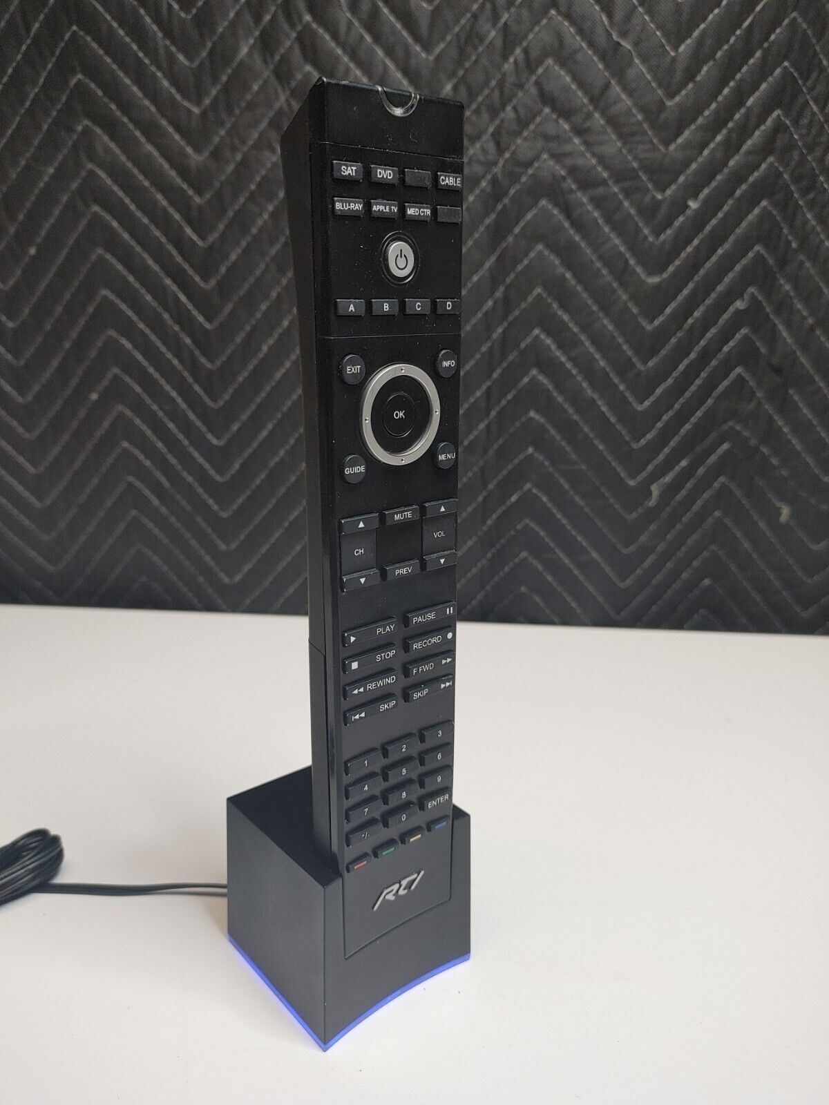 RTI T1-B+ Universal Remote with Dock