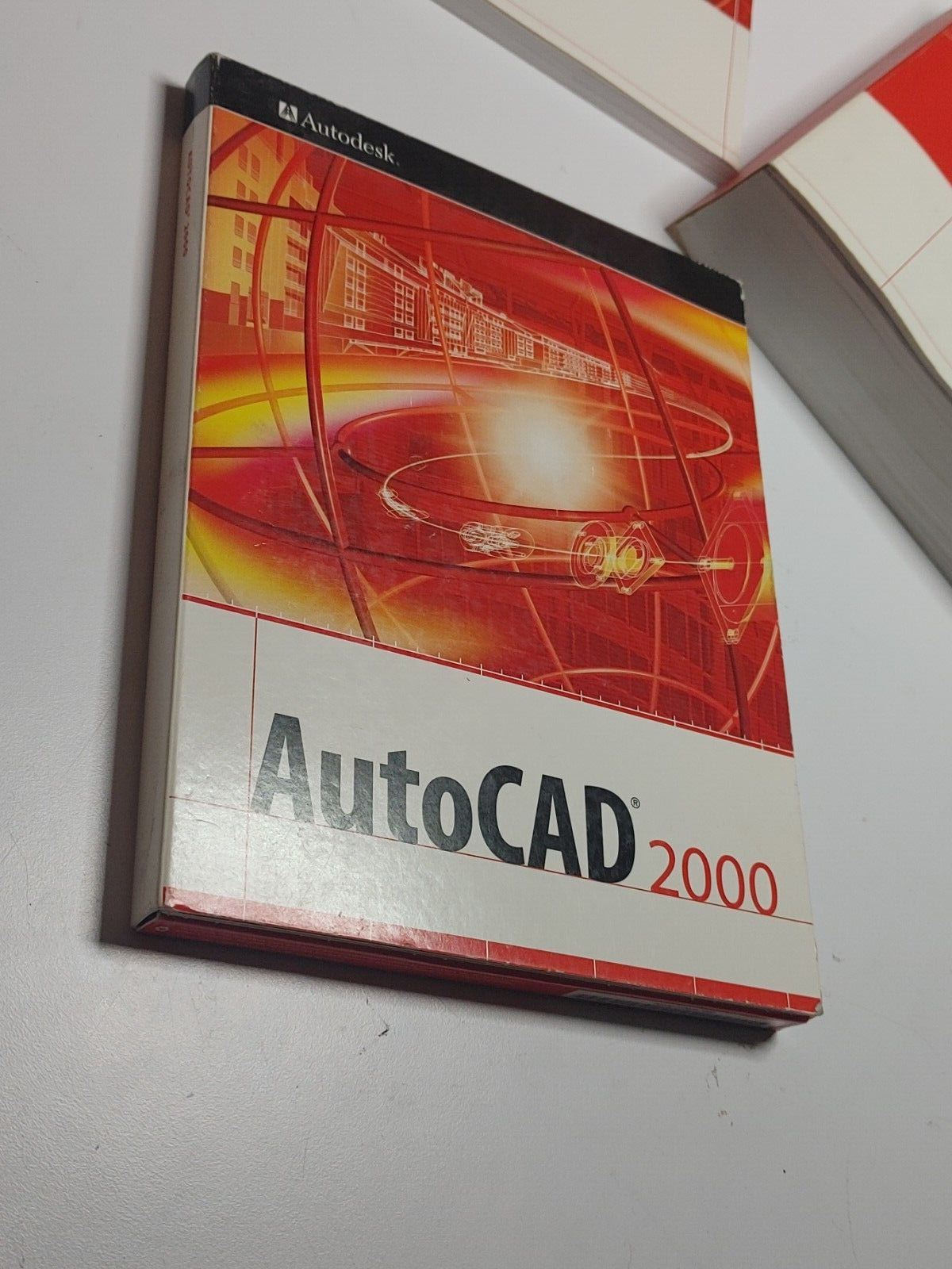 AutoCad 2000 - 2 CD's, Install Guide, Serial #, CD Key & Auth - Autodesk