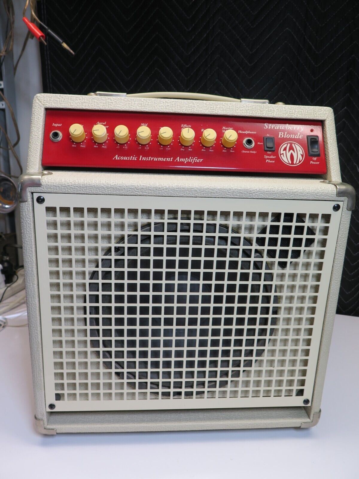 SWR Strawberry Blonde Combo Acoustic Instrument Amplifier w/ tweeter