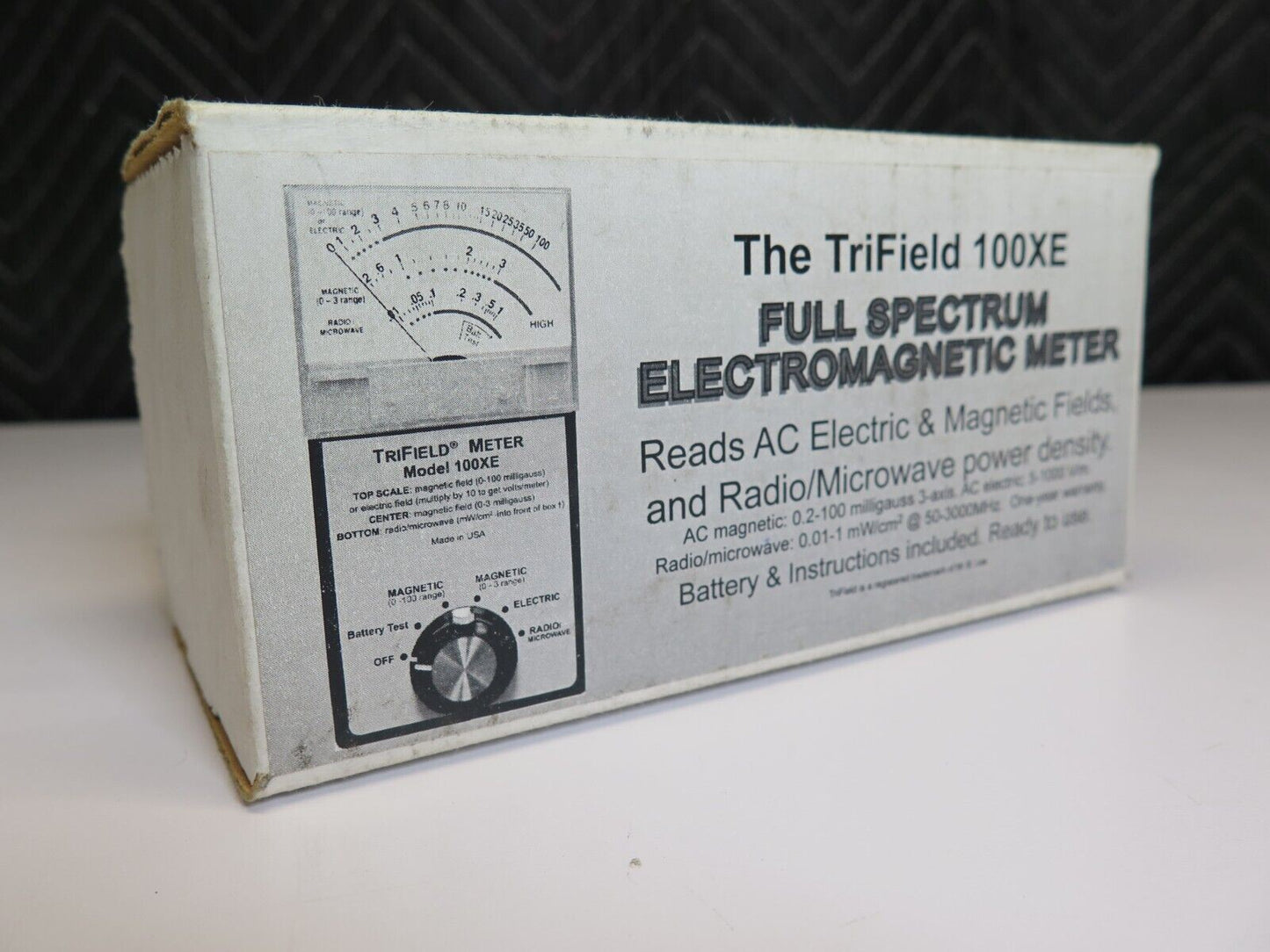 TriField 100XE EMF METER USE FOR GHOST ADVENTURES & HUNTING w/ Box & Papers