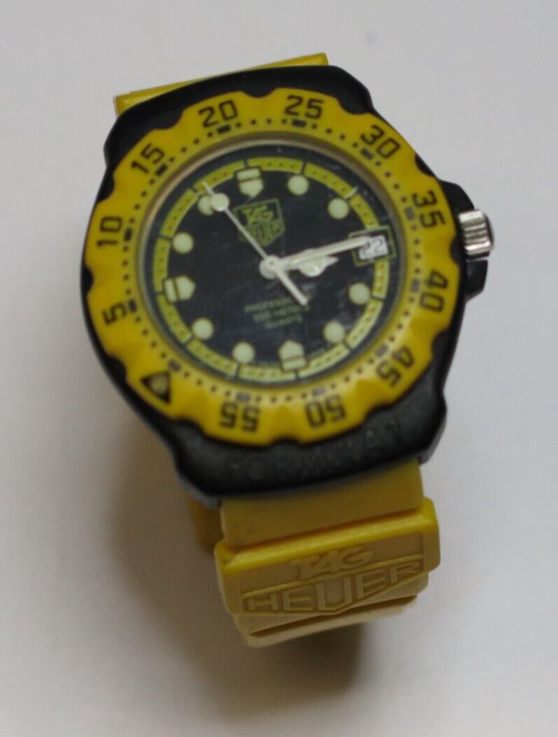 TAG Heuer Formula 1 Professional 200m 380.513/1 Quartz Black yellow Boys Watch