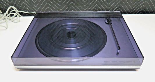 BANG AND OLUFSEN Beogram 2000 Turntable w/ MMC 5 cartridge, Type 5823 - BO B&O