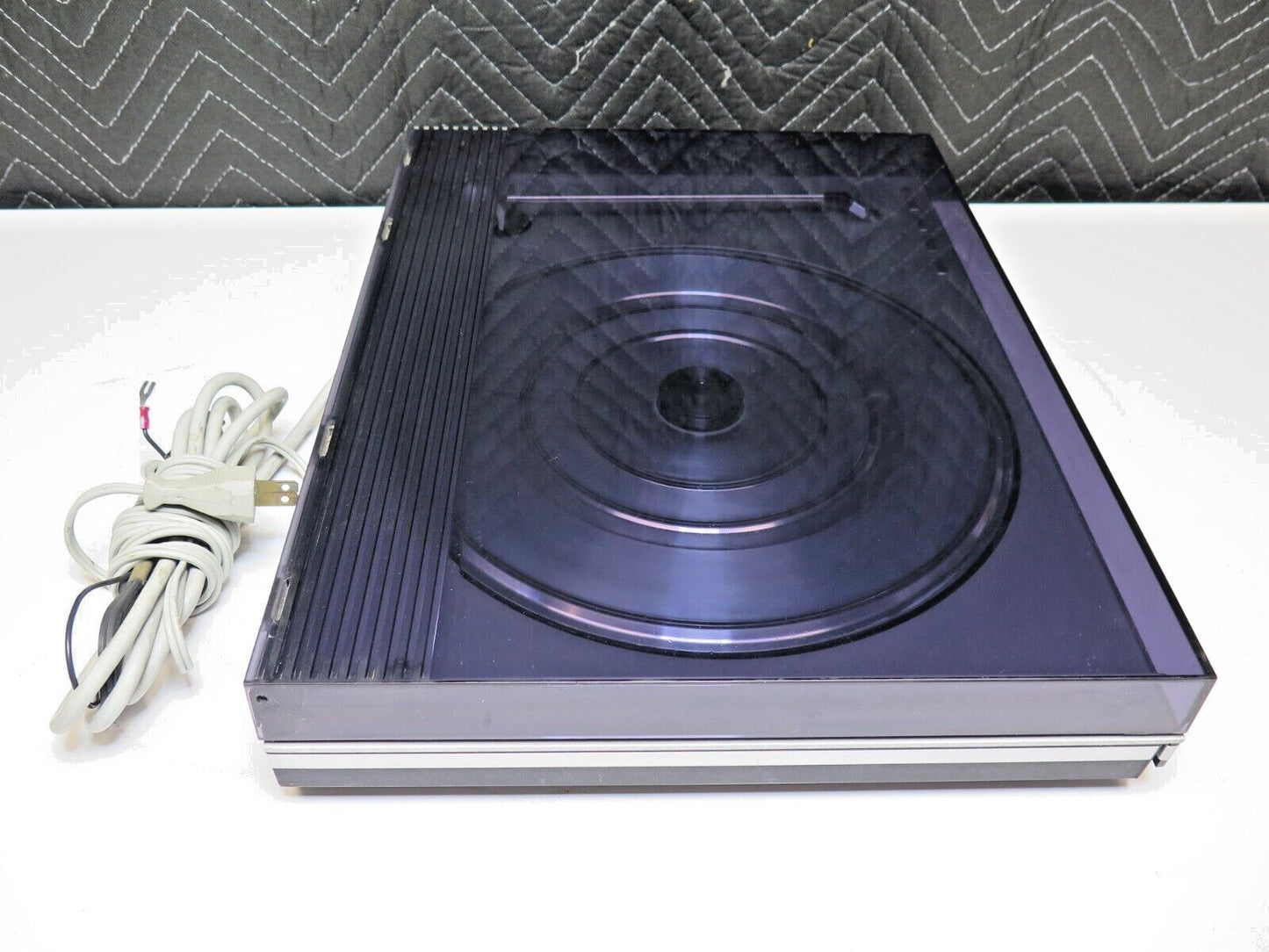 BANG AND OLUFSEN Beogram 2000 Turntable w/ MMC 5 cartridge, Type 5823 - BO B&O