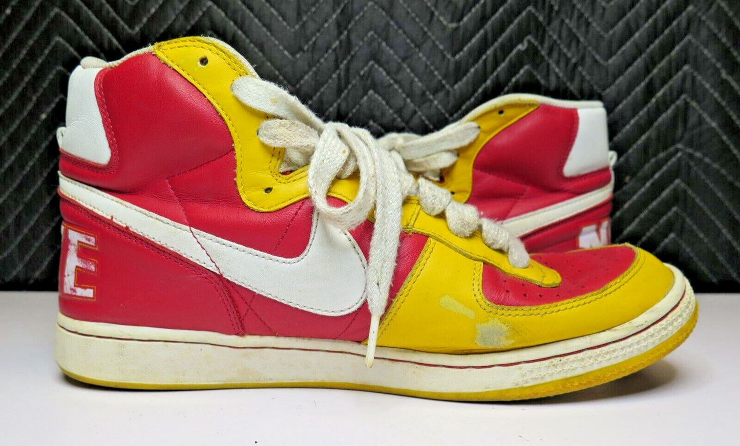 Nike Terminator Hi Supreme Court 308651-611 Color Red, Yellow, White Men US 10.5