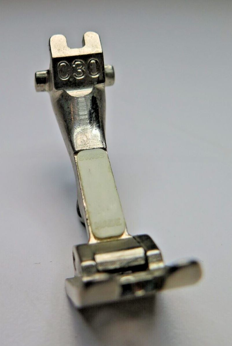 Genuine Bernina Sewing Machine Old Style Embroidery Presser Foot #030