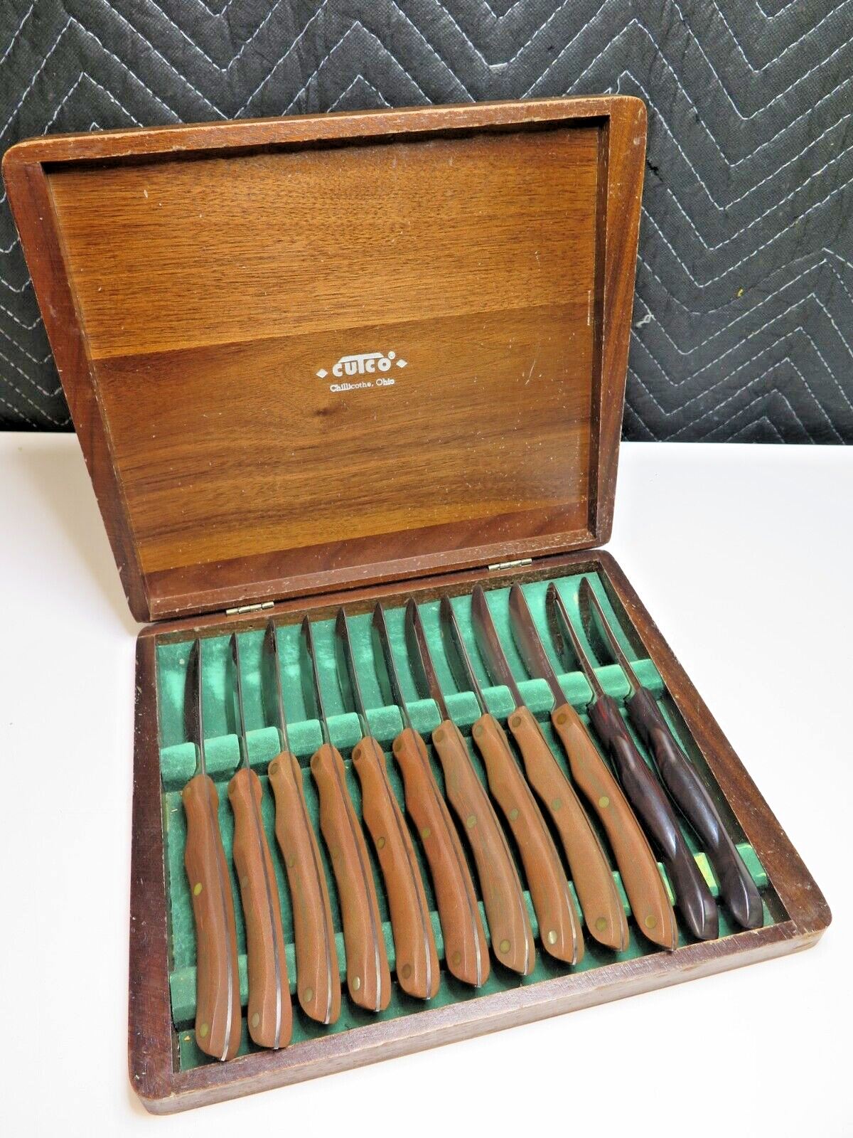 Cutco Steak Knife Set, 12 Knives - 10x Model #1059, 2x #1759 - with Wooden Case