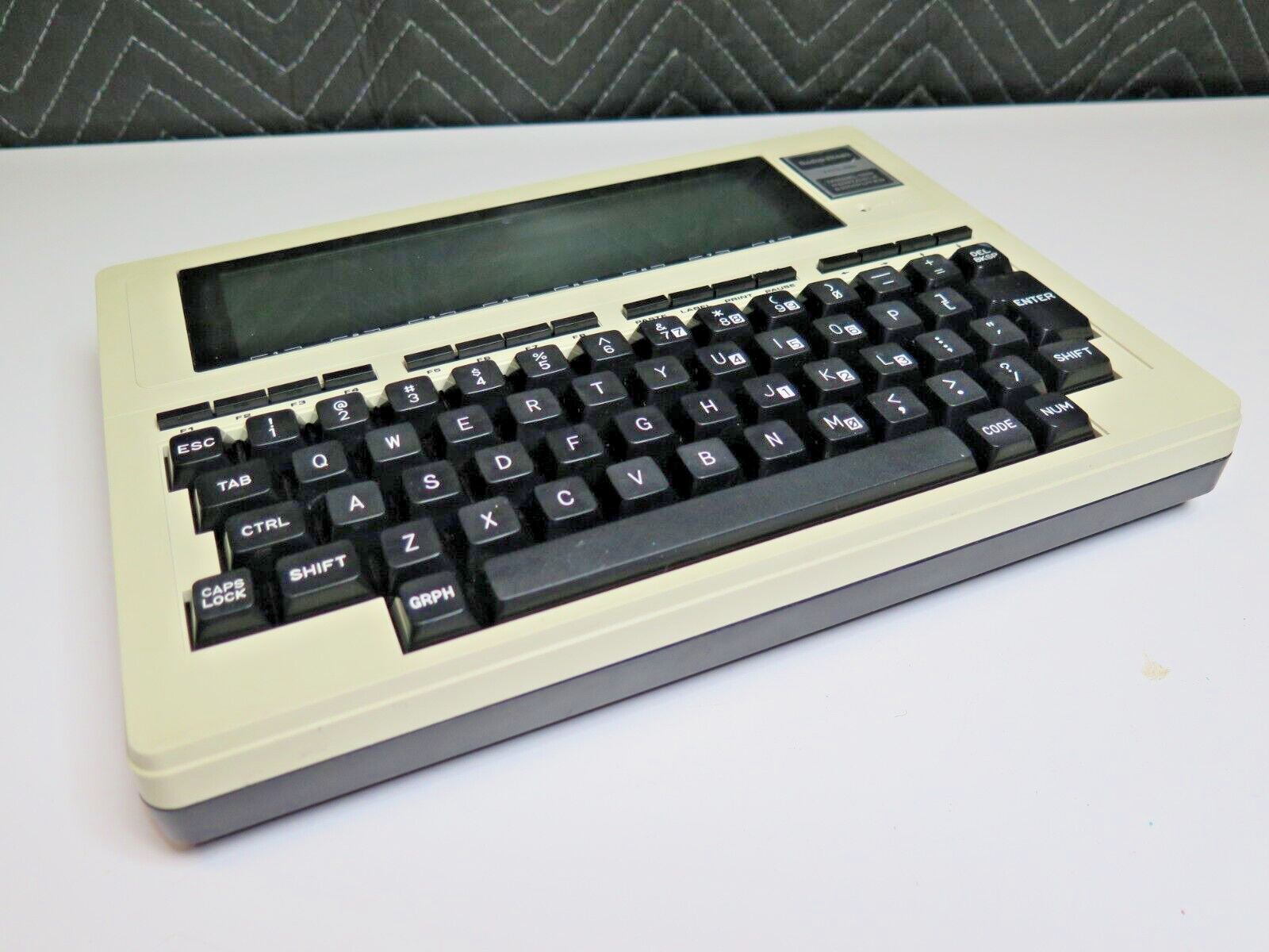 Radio Shack Tandy TRS-80 Model 100 Vintage Portable Computer - Working ...