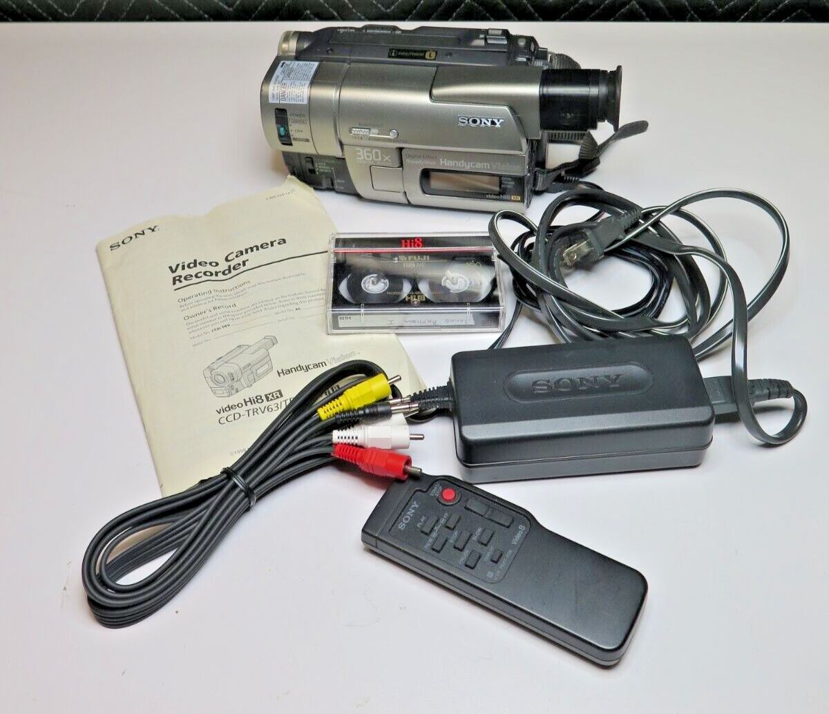 Sony CCD-TRV66 HI8 8mm Video8 Stereo Camera Camcorder VCR Player Video Transfer