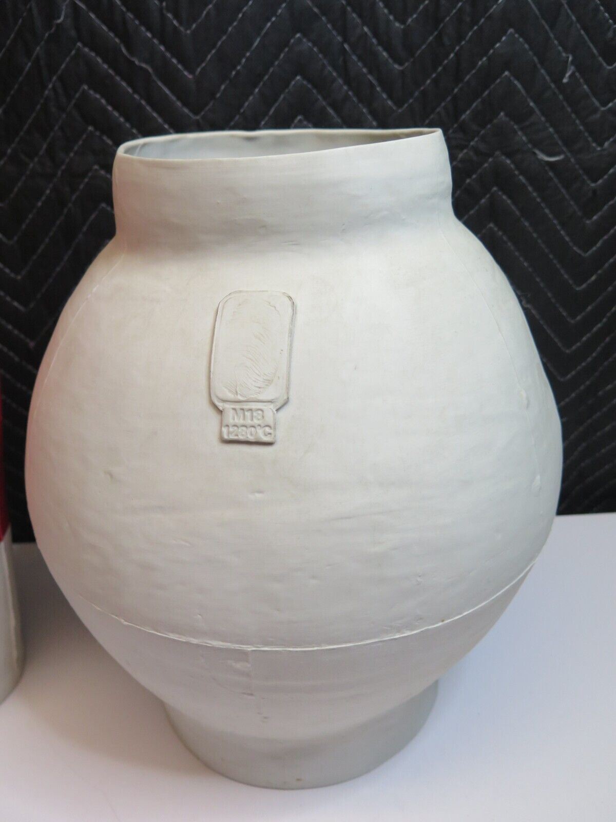 Koninklijke Tichelaar Makkum Big White Pot and Red/White Vase by Hella Jongerius