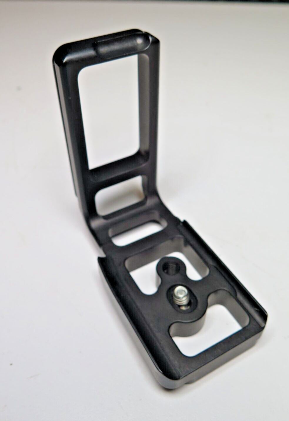 Kirk Enterprises BL-D70s L Bracket for Nikon D70, D70S Camera Body