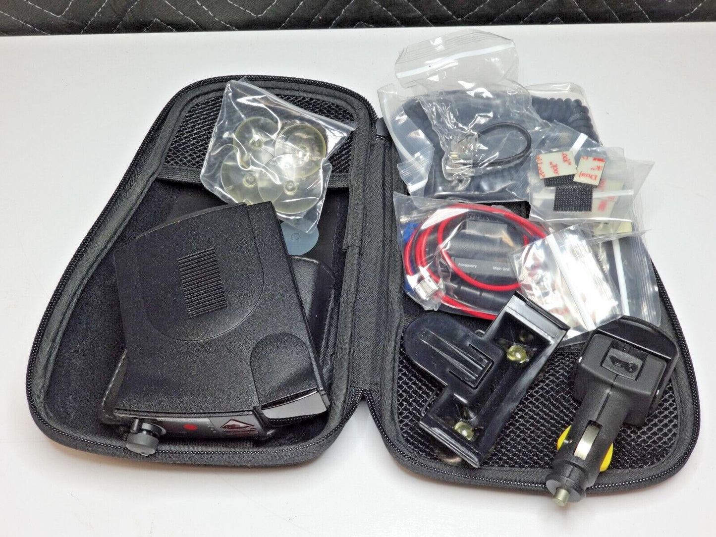 Valentine One V1 Radar Detector w/ mount, power and travel case