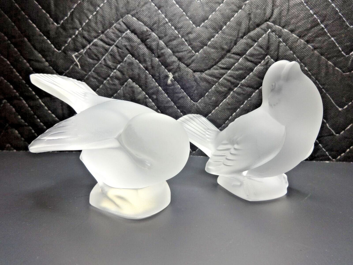 Pair of LALIQUE Sparrows Frosted Crystal Birds Figurines France Signed w/ Tags