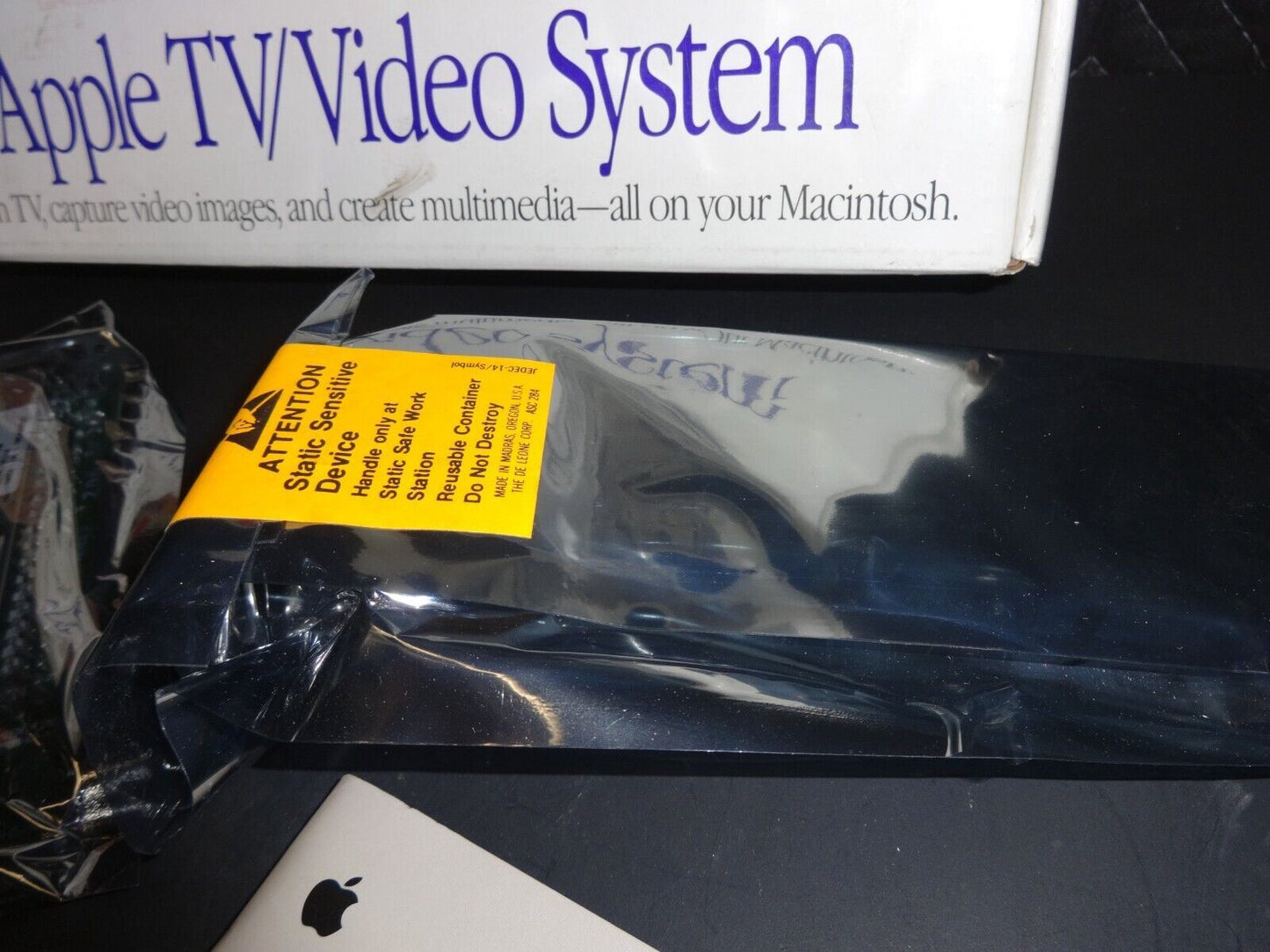 NOS Apple TV/Video System 1994 M2896LL/C New-Old-Stock