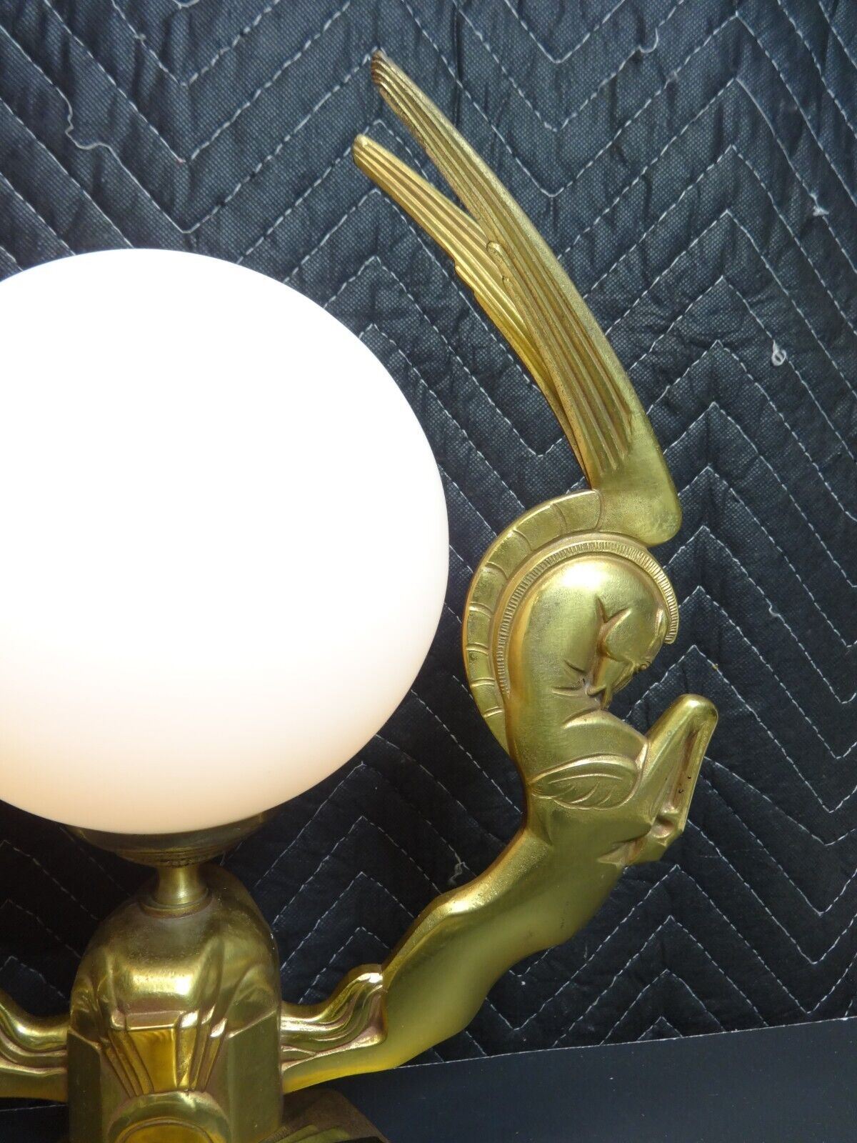 Art Deco Bronze Eagle w/ Pegasus Wings around Globe Accent Lamp - ARTA Paris