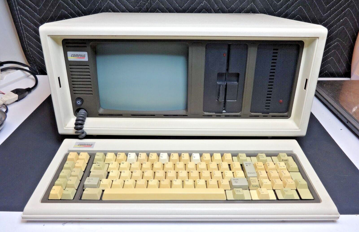 Compaq White Model Vintage COMPAQ PLUS Model 101709 Portable Desktop Computer Laptop Part ...